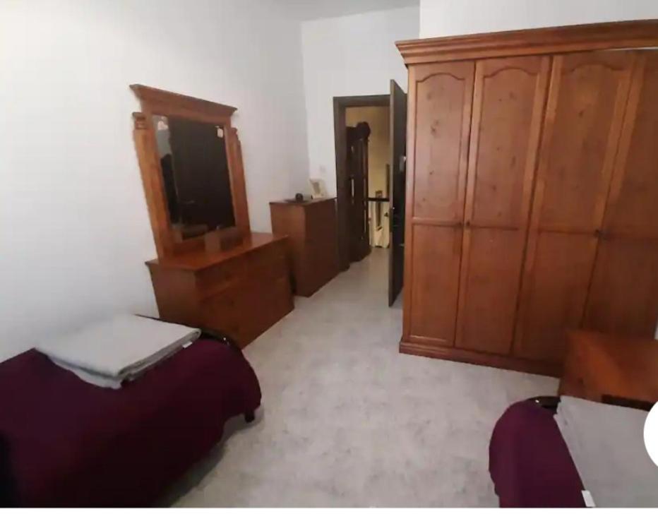 St Julian's Twin In A Private House