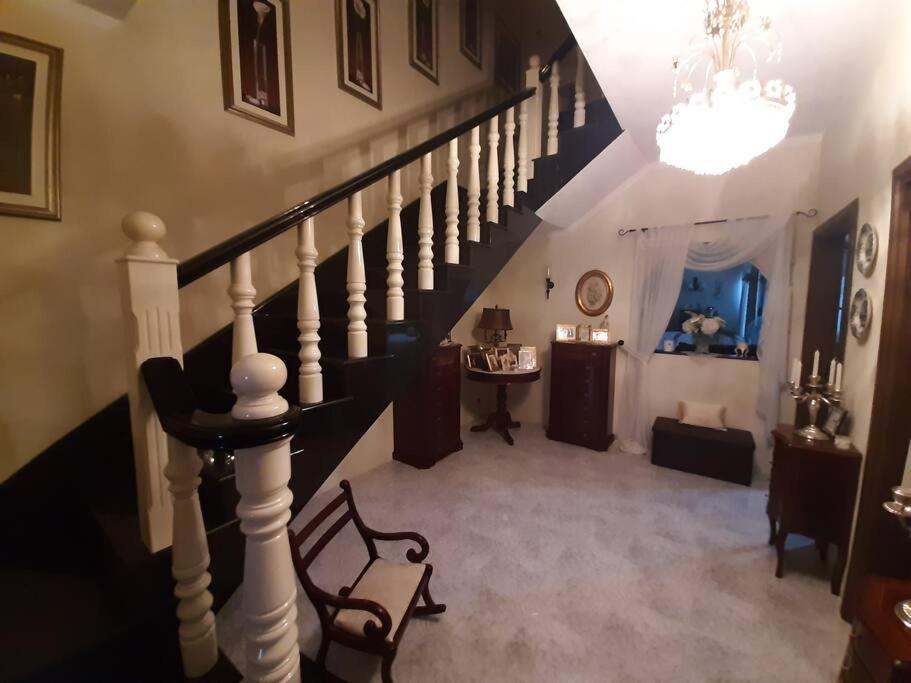 St Julian's Twin In A Private House *